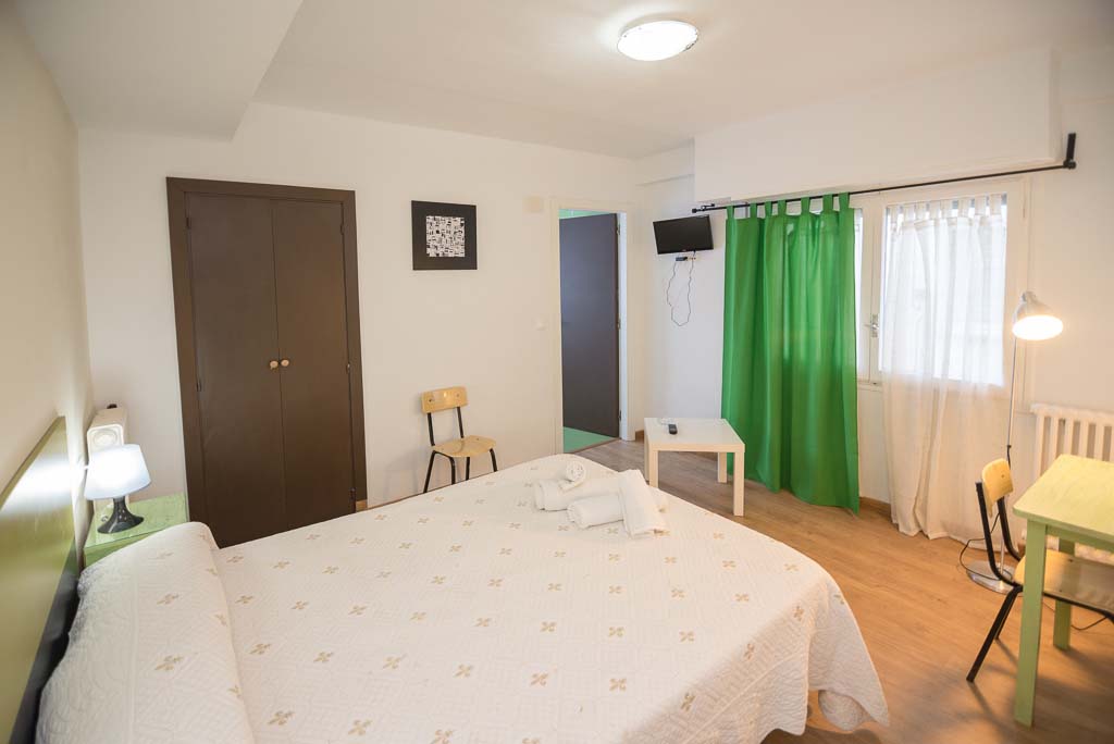 Habitación matrimonio Hostal Ávila